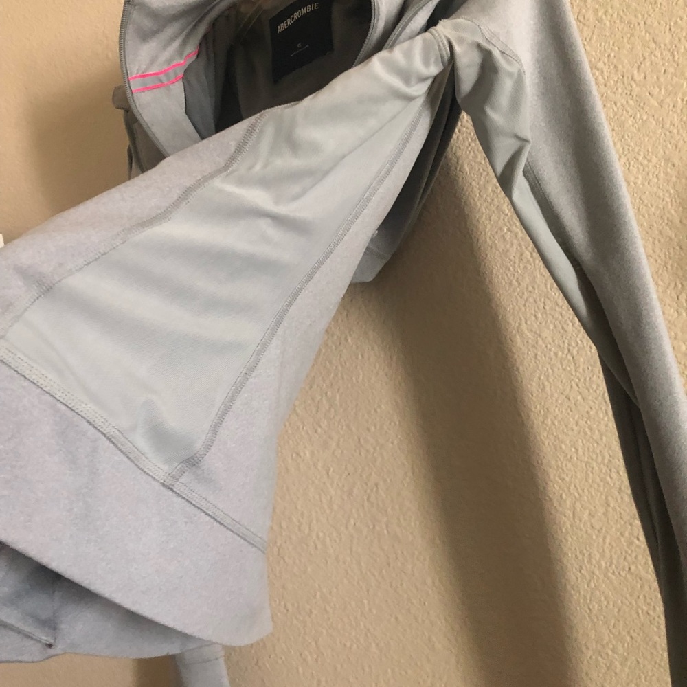 A&F runners jacket - Picture 4 of 5
